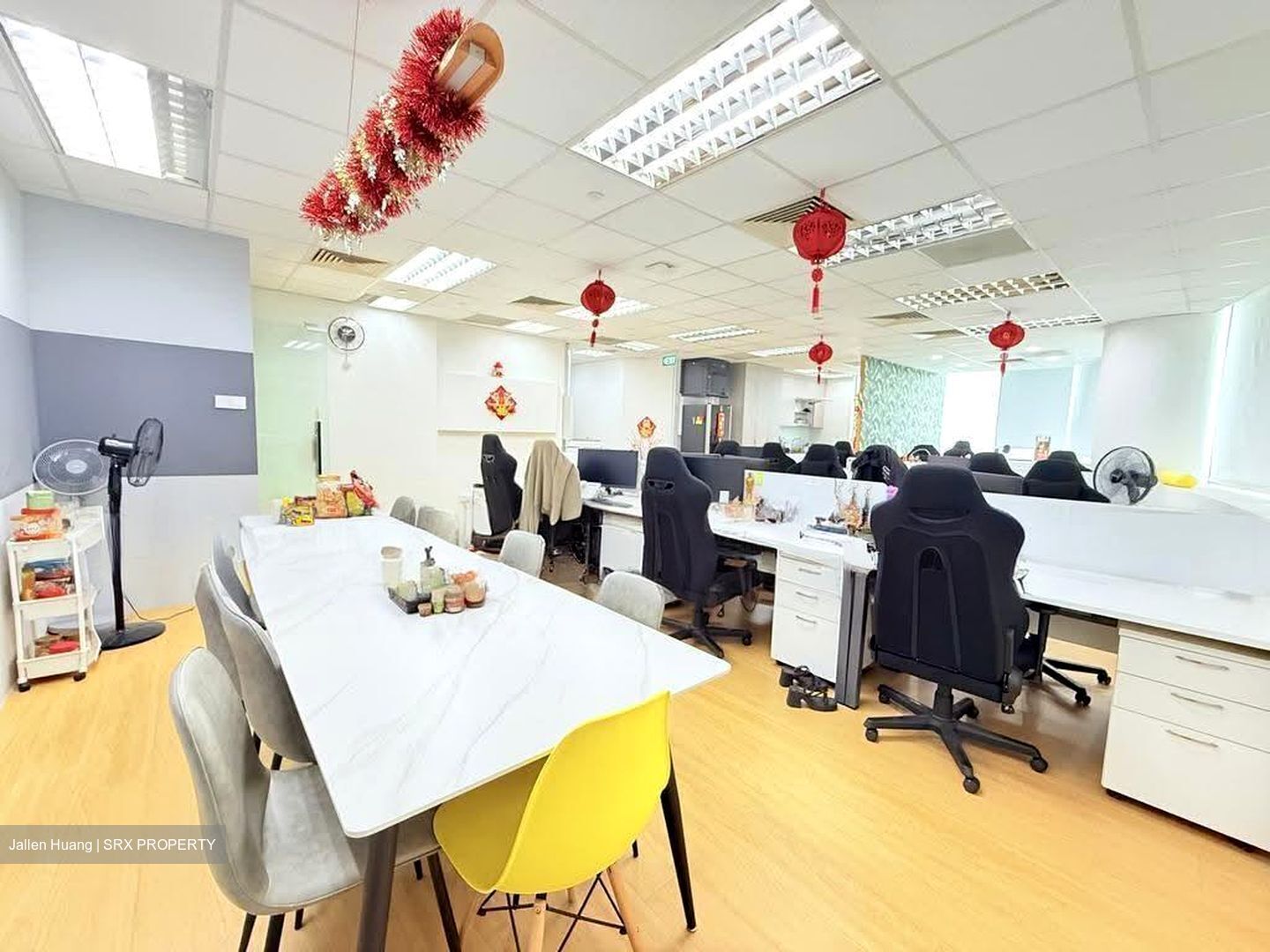 Orangetee Building (D12), Office #636775481